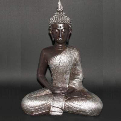 Thai Boeddha zittend, polystone, zilver 41cm (288)