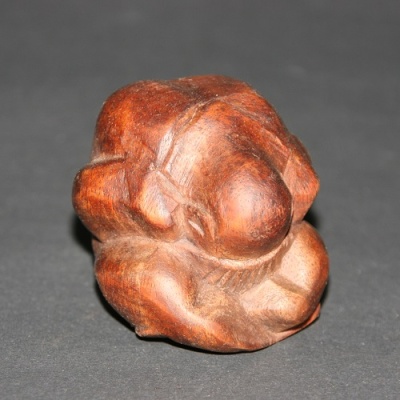 Yogi zittend, Suarhout 5cm